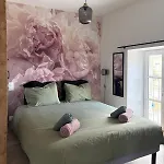 Apartment Romantique & Prova - - Retroprojecteur Netflix *