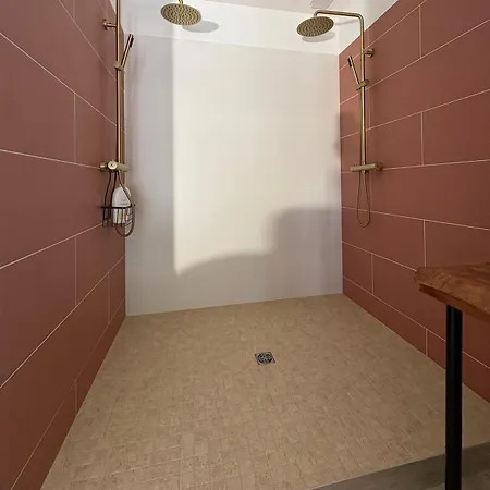 Romantique & Prova - - Retroprojecteur Netflix Lejlighed Belleme