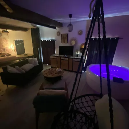 Romantique & Prova - - Retroprojecteur Netflix Lejlighed Belleme