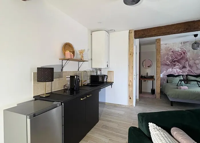 Apartman Romantique & Prova - - Retroprojecteur Netflix